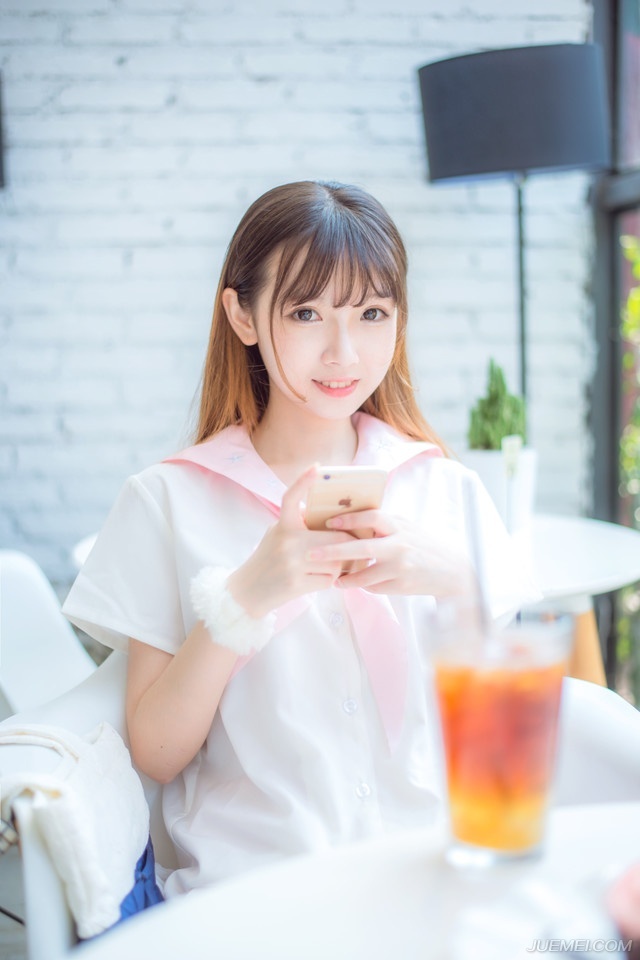 心中一动，刘璋突然间仿佛明白了什么，不可思议的看向孟达道：“你本就是吕布的人！？”